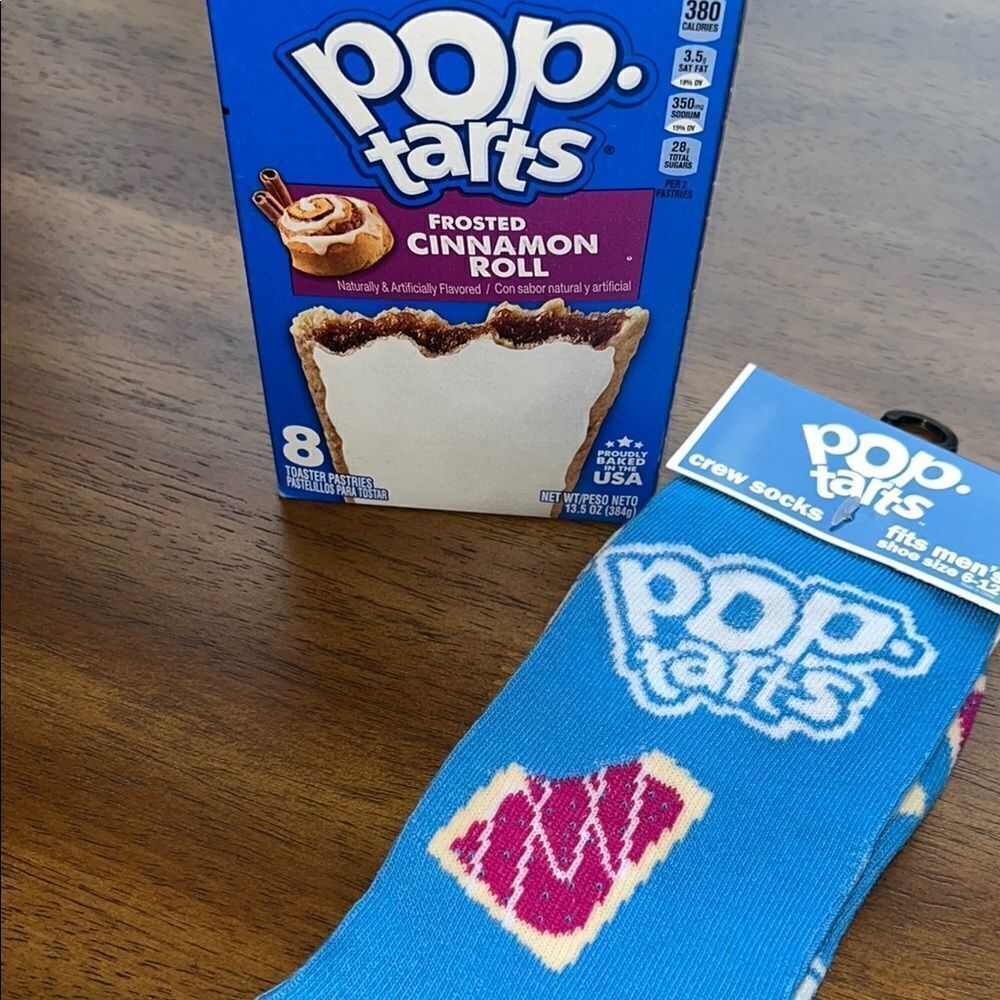 POP TARTS CREW SOCKS